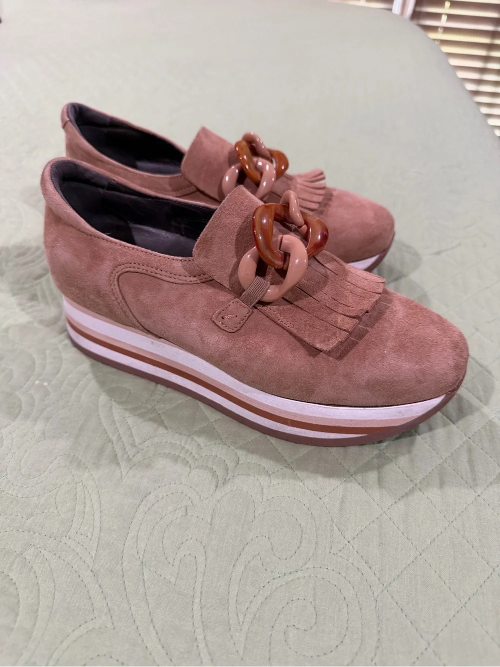 Softwaves Fringed Suede Platform Loafers in Brown